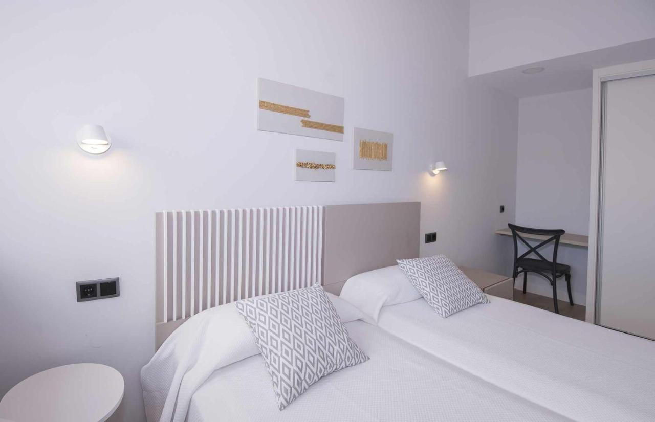 Adosadoduplex Marea Baja 3 Zona Playa Ideal Familias Parejas Y Amigos Llanes Exterior photo